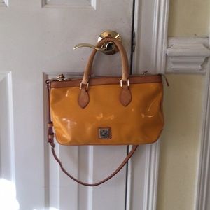 Dooney & & Bourke Bag